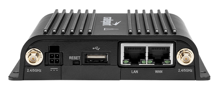Cradlepoint IBR900 wireless router Gigabit Ethernet Dual-band (2.4 GHz / 5 GHz) 3G 4G Black