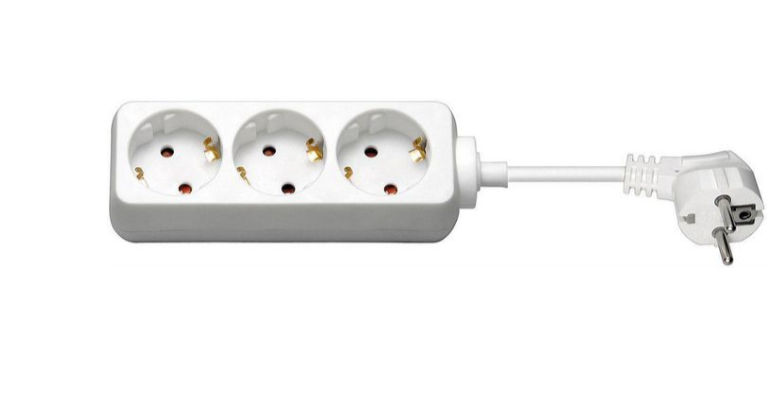 Image of Microconnect 3-way Schuko Socket 5M White socket-outlet 3 x Type F