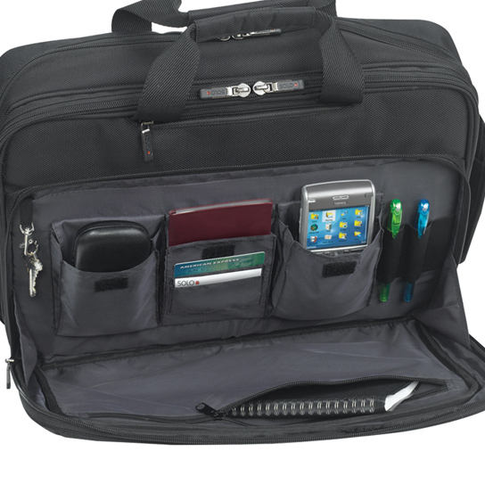 Solo CLA314-4 laptop case 17