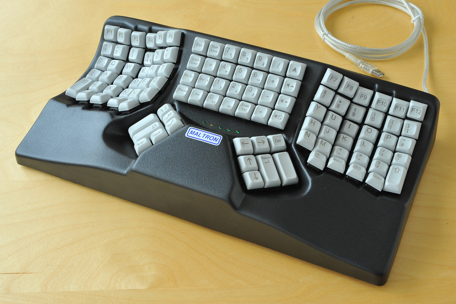 Maltron 3D Two Handed Keyboard - Black - no trackball QWERTY Layout 89 ...