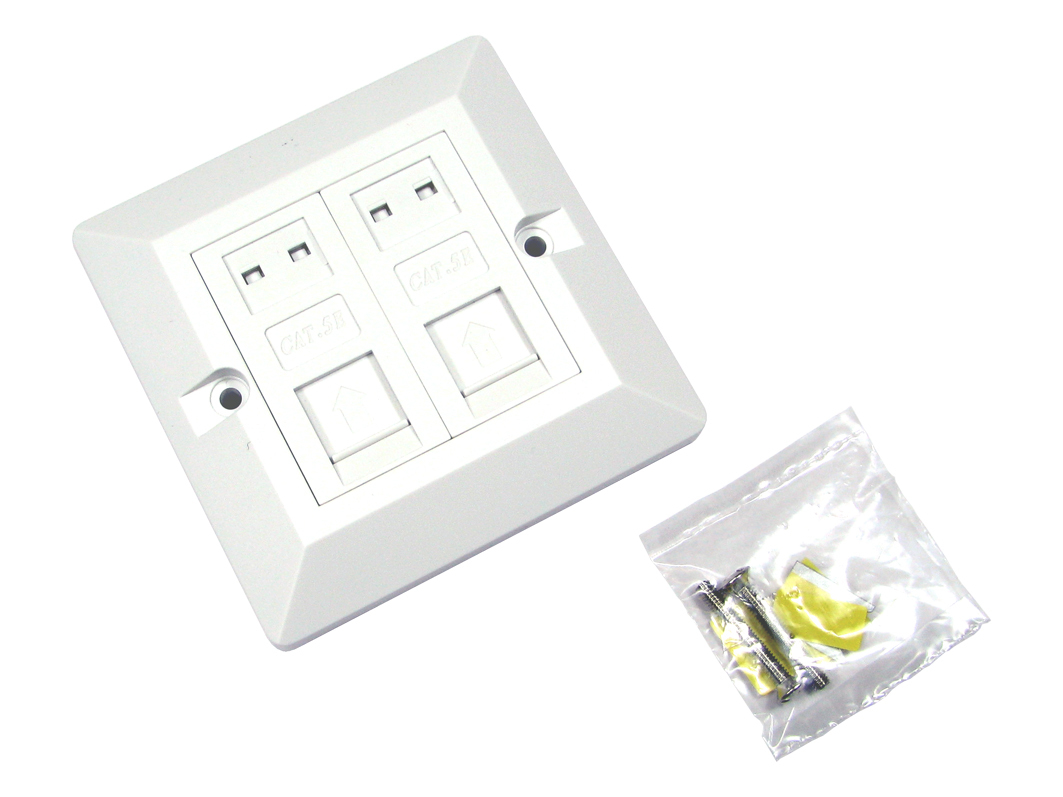 Cables Direct UT-8702 wall plate/switch cover White