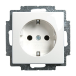 Busch-Jaeger 2CKA002099A0304 socket-outlet Type F White