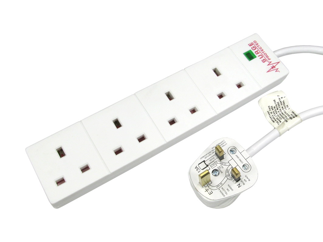 Cables Direct RB-05M04SPD surge protector White 4 AC outlet(s) 220-240 V 5 m