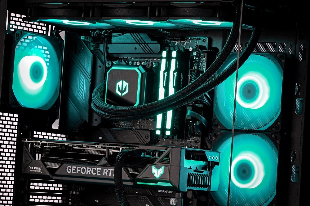 ACN Actina 5901443416517 PC AMD Ryzenâ„¢ 7 7800X3D 32 GB DDR5-SDRAM 1 TB SSD NVIDIA GeForce RTX 5070 Ti Windows 11 Home Midi Tower Black