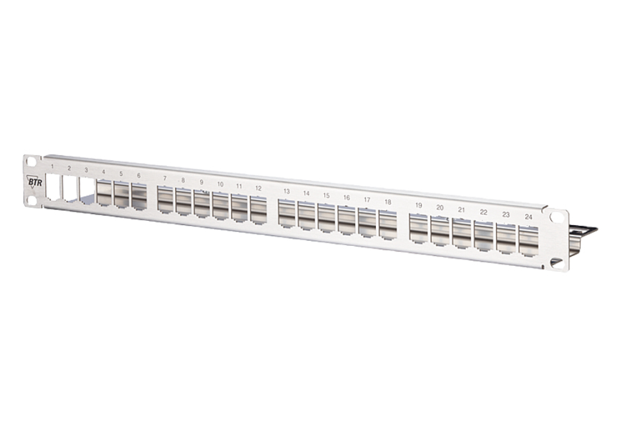 METZ CONNECT 130921-00-E patch panel 1U