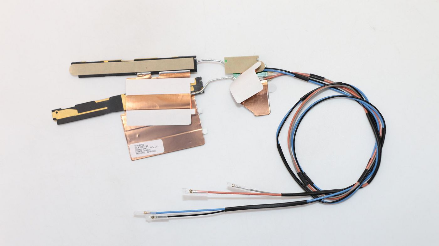Image of Lenovo Antenna WW WL Kit TH-2 - Approx 1-3 working day lead.