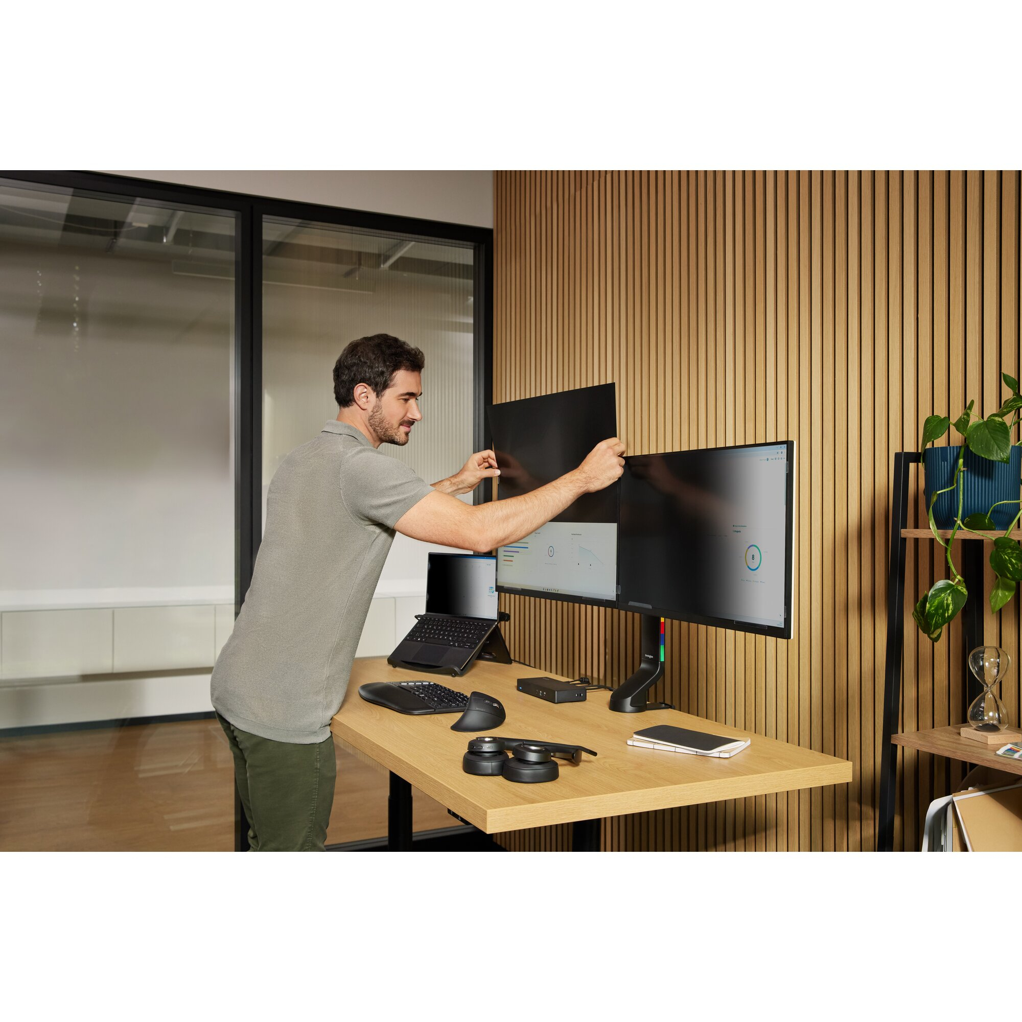 Kensington SmartFit Space-Saving Dual Monitor Arm