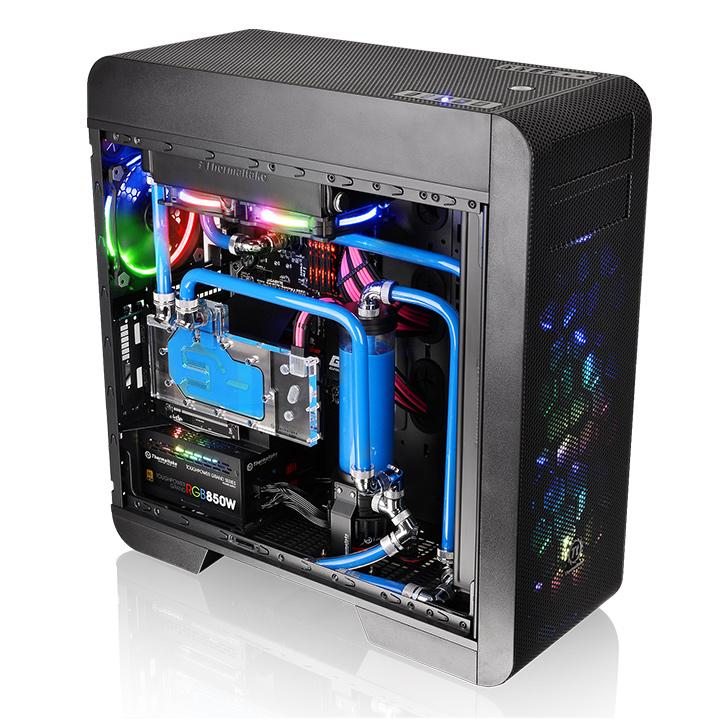 Image of Thermaltake Core V71 Tempered Glass Edition Full Tower Black