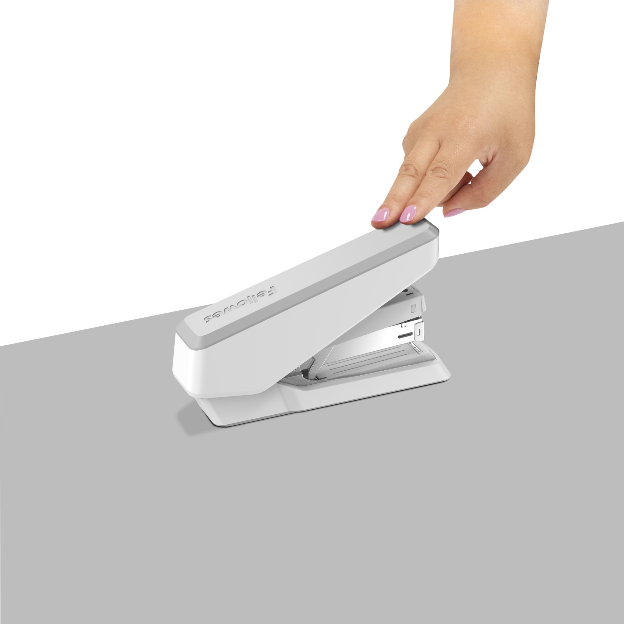 Fellowes LX870 Full Strip Stapler White 5016301