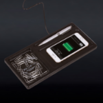 Thumbs Up 1002376 oplader voor mobiele apparatuur Bruin Binnen