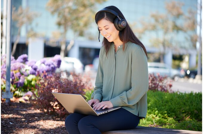 Kensington H3000 Bluetooth Over-Ear Headset