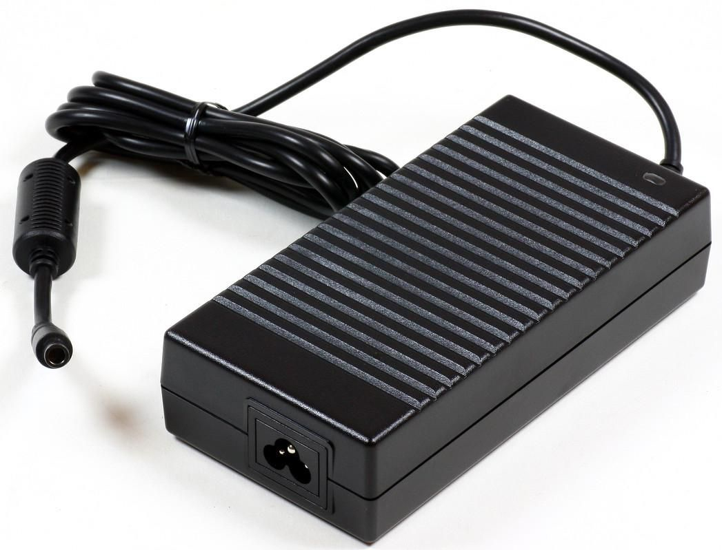 Image of CoreParts MBA1174 power adapter/inverter Indoor 150 W Black