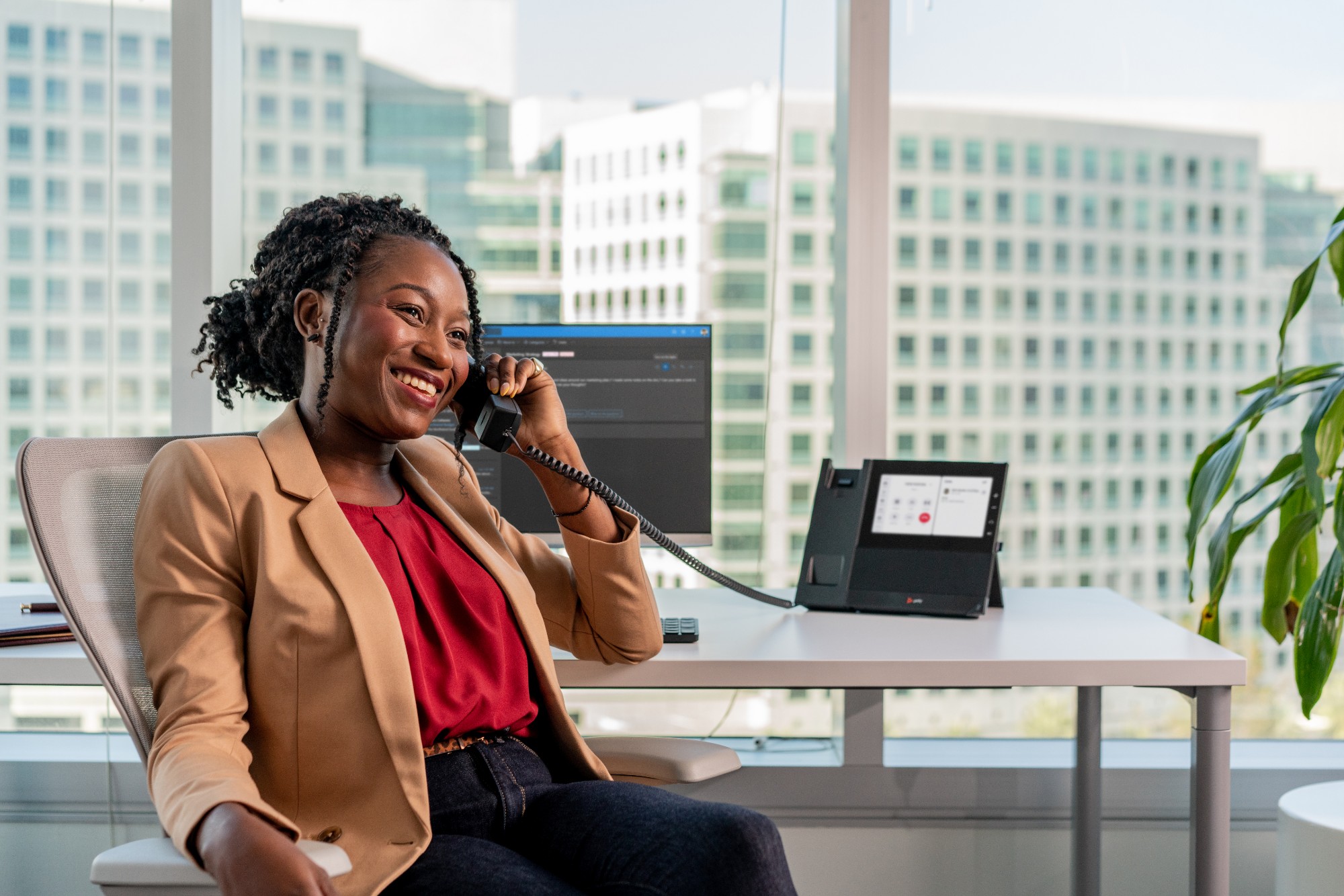 HP Poly EagleEye Mini Camera with CCX 600 Mounting Kit