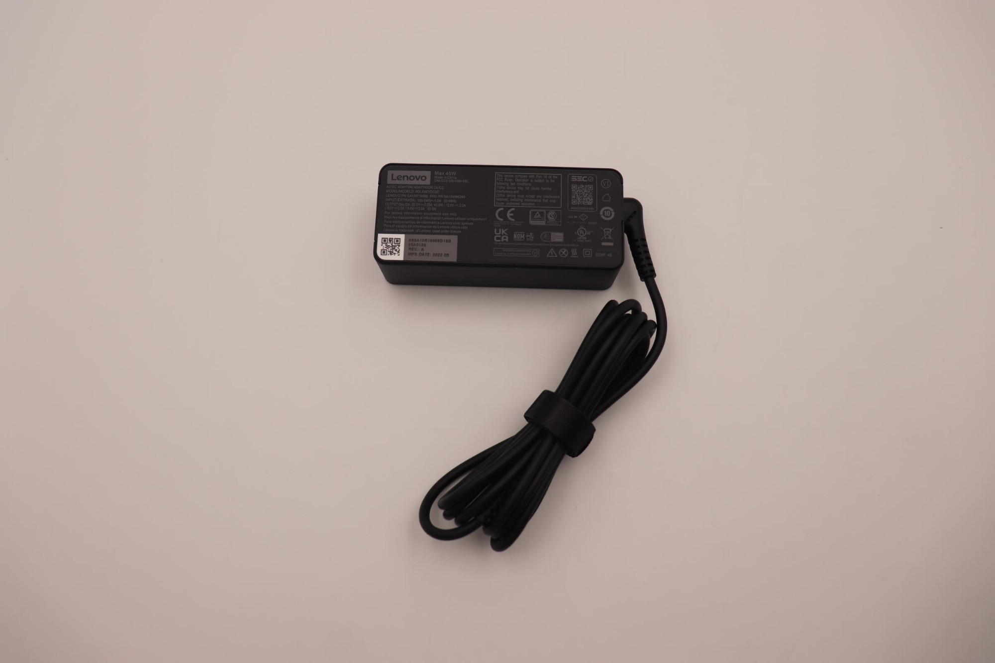 Lenovo Black 5A10w86299 Power Adapter/Inverter Indoor 45 W