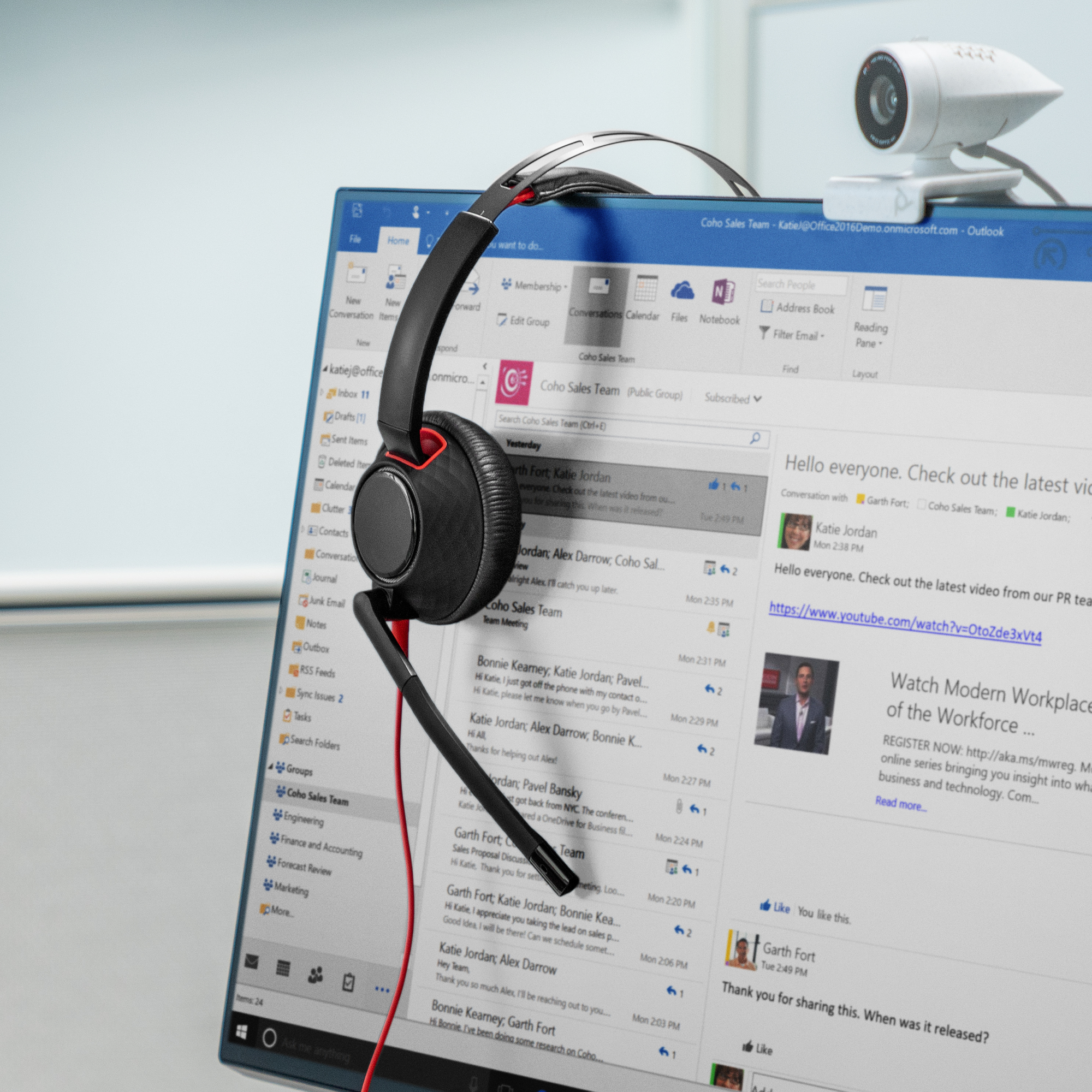 HP Poly Blackwire 5220 Stereo USB-C Headset +3.5mm Plug +USB-C/A Adapter