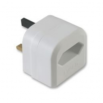 Pro Series EU to UK White Converter - 3 Amp fused