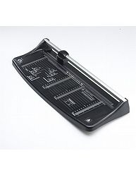 Image of Avery Photo & Paper Trimmer paper cutter 5 sheets