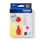 Brother LC-121M Ink cartridge magenta, 300 pages ISO/IEC 24711, Content 3,9 ml for Brother DCP-J 132/MFC-J 285