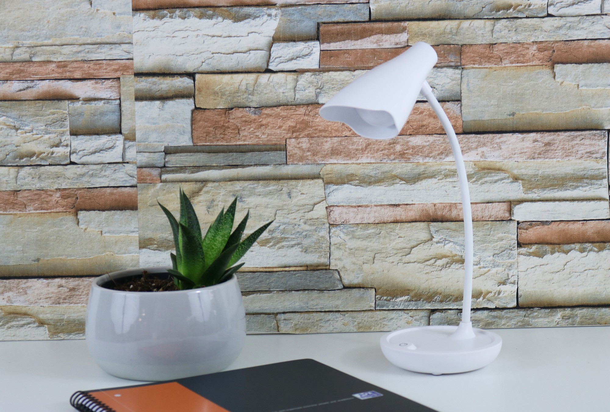 Unilux Ukky table lamp 3 W LED White