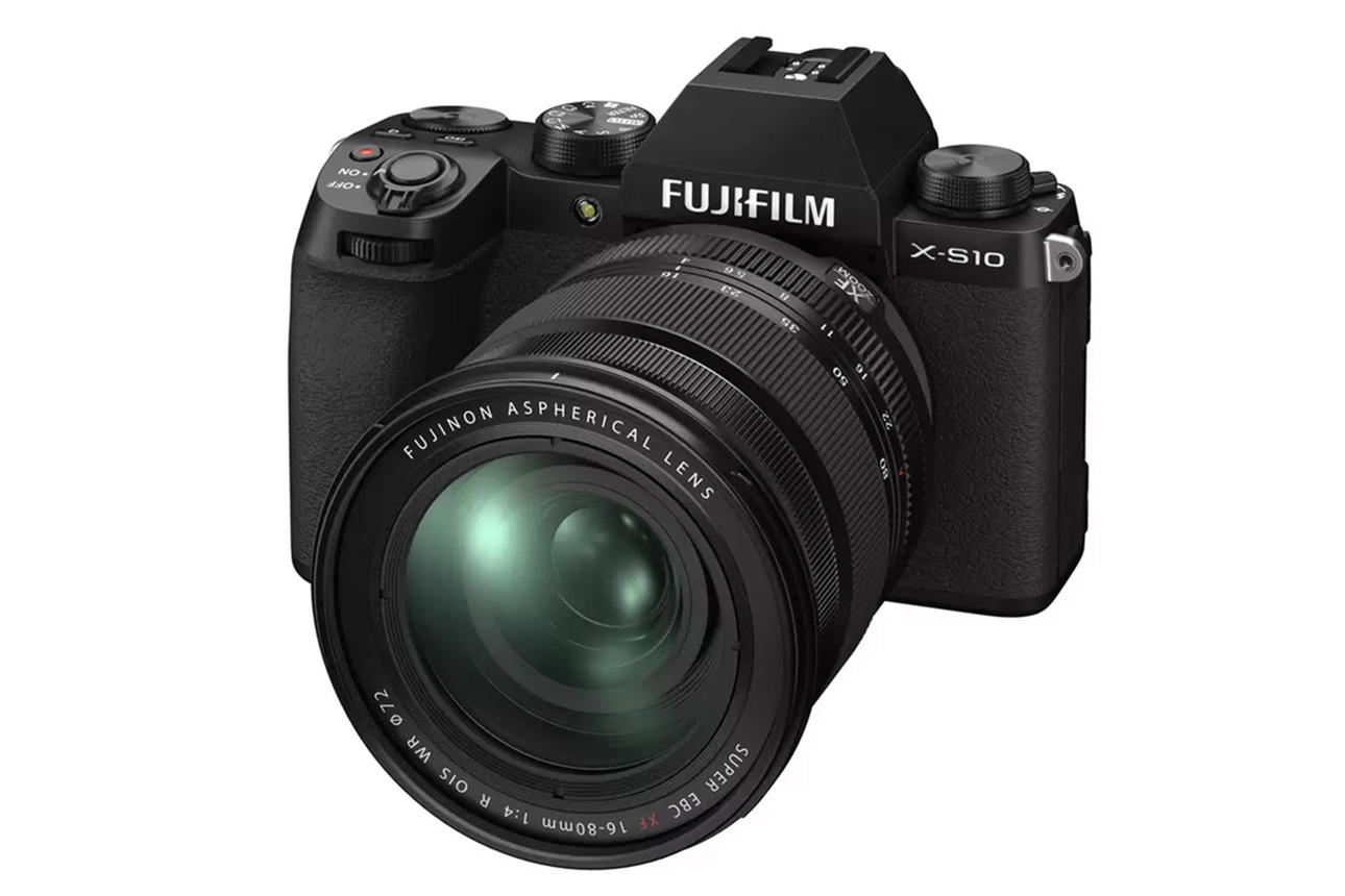 16670077 FUJI X-S10 Mirrorless Camera with 16-80mm f/4 R OIS WR XF Lens - Black