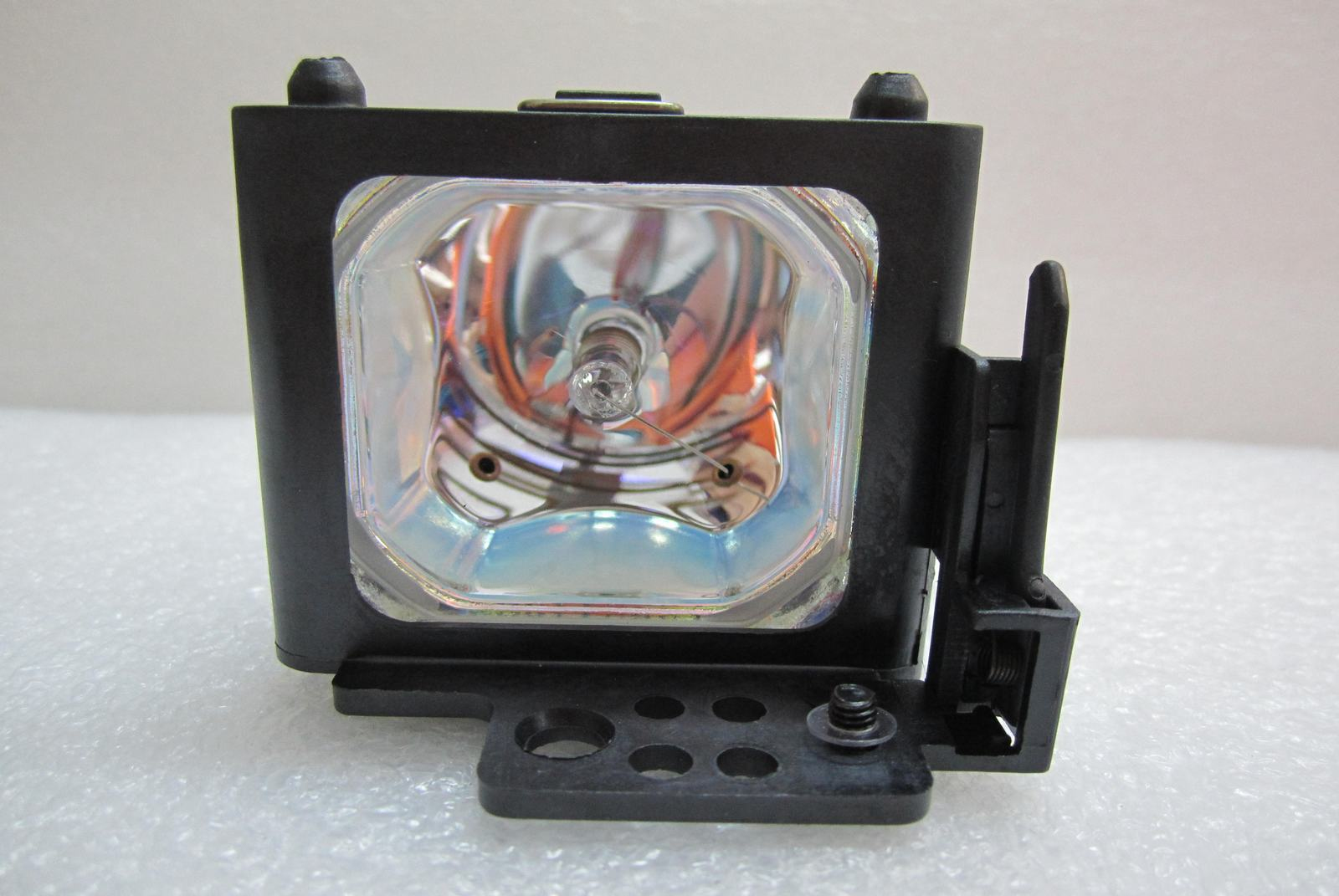 Diamond Lamps Lamp for DUKANE 28A8755(8755A):I-PRO 8755 Projector
