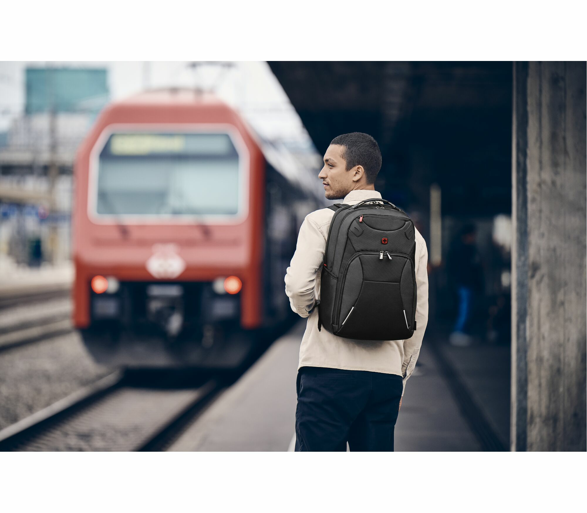 Wenger Cosmic 17 Inch Laptop Backpack with Tablet Pocket Black 653187