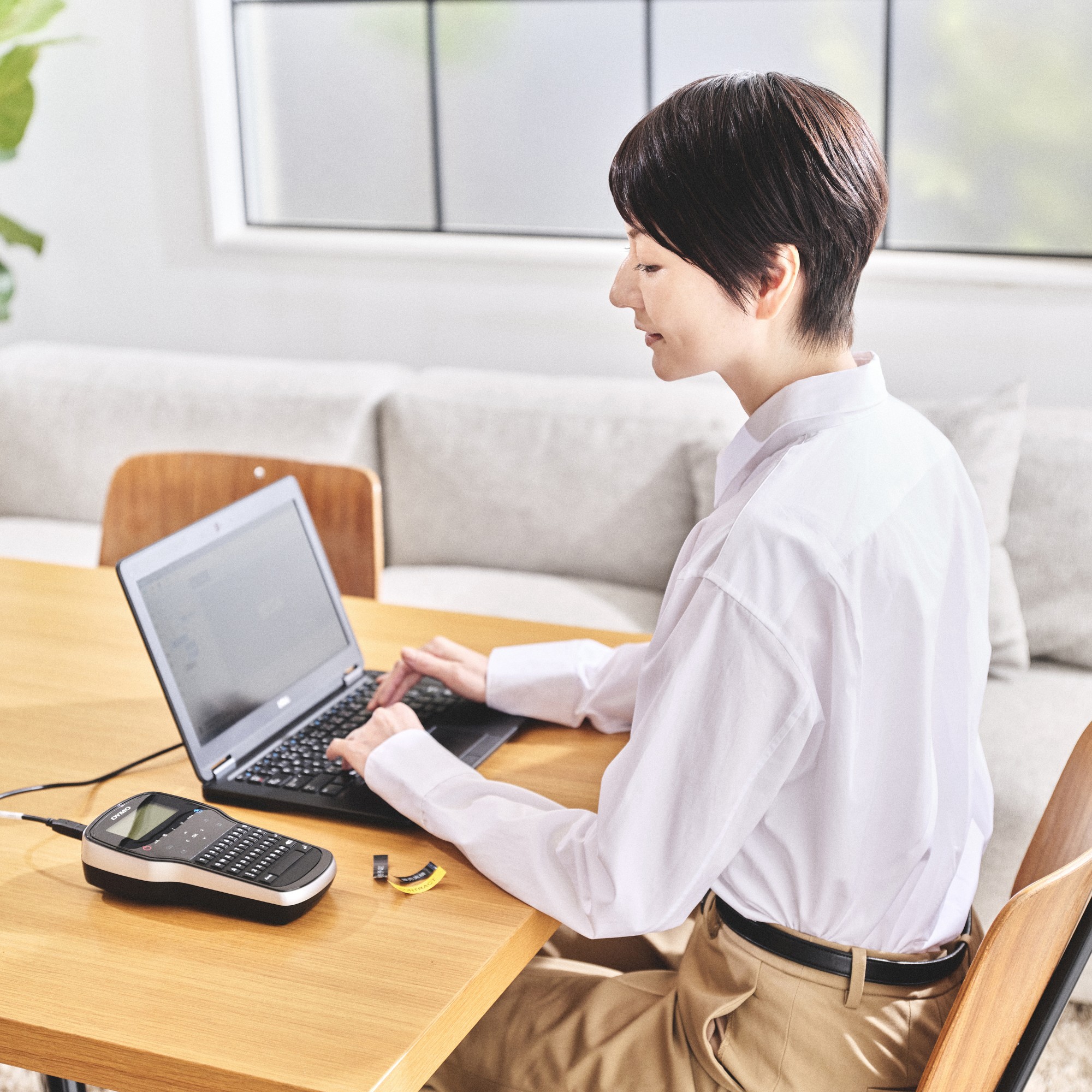 DYMO LabelManager 280 Rechargeable Handheld Label Maker Kit | QWERTY Keyboard | with 2 Rolls of D1 Labels & Carrying Case