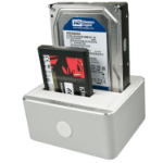 Lindy 43231 Station d'accueil de disques de stockage USB 3.2 Gen 2 (3.1 Gen 2) Type-C Aluminium