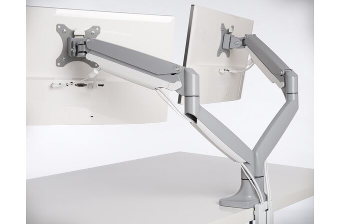 Kensington K55471EU flat panel desk mount 81.3 cm (32") Bolt-through Silver