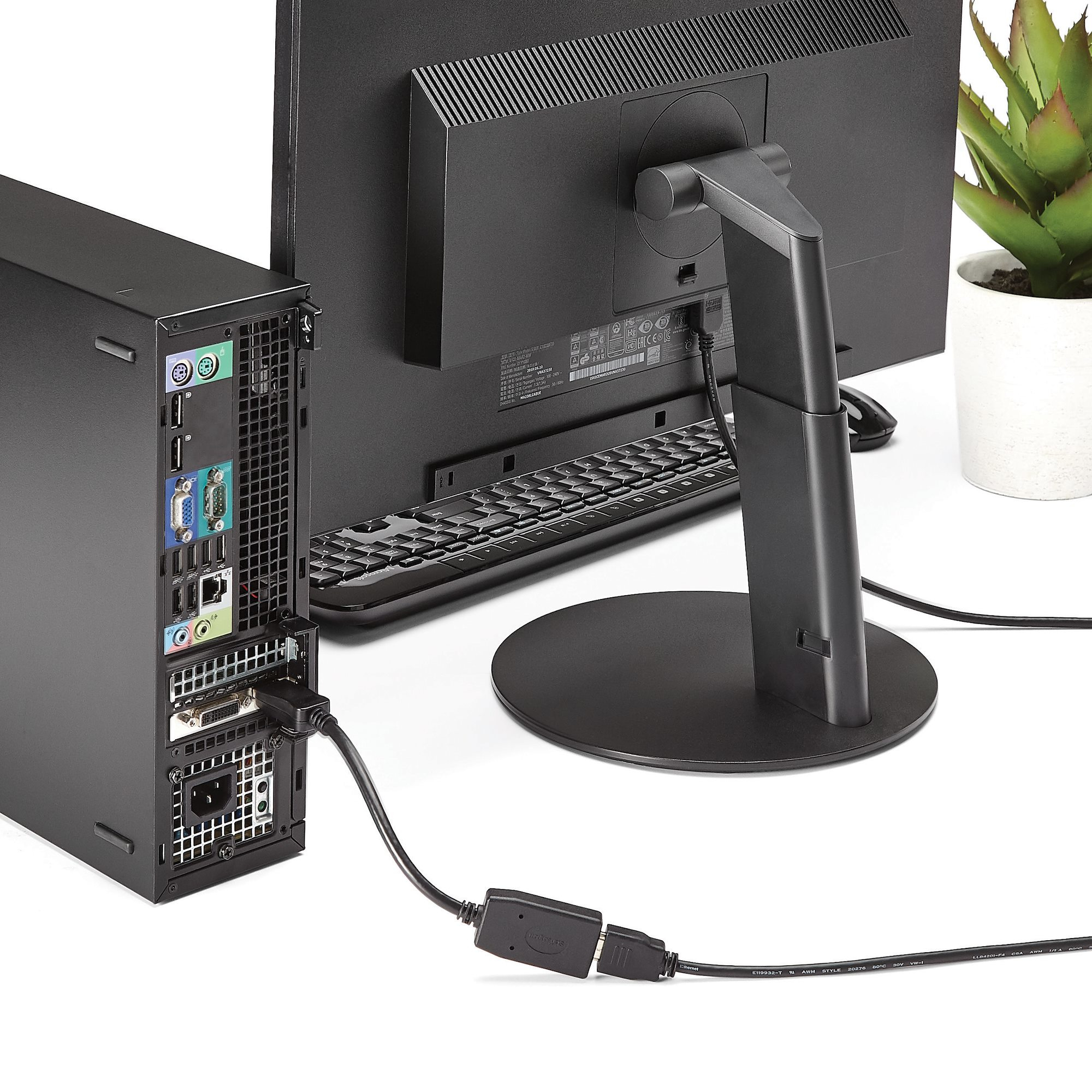 StarTech.com DisplayPort&Acirc;&reg; to HDMI&Acirc;&reg; Video Adapter Converter