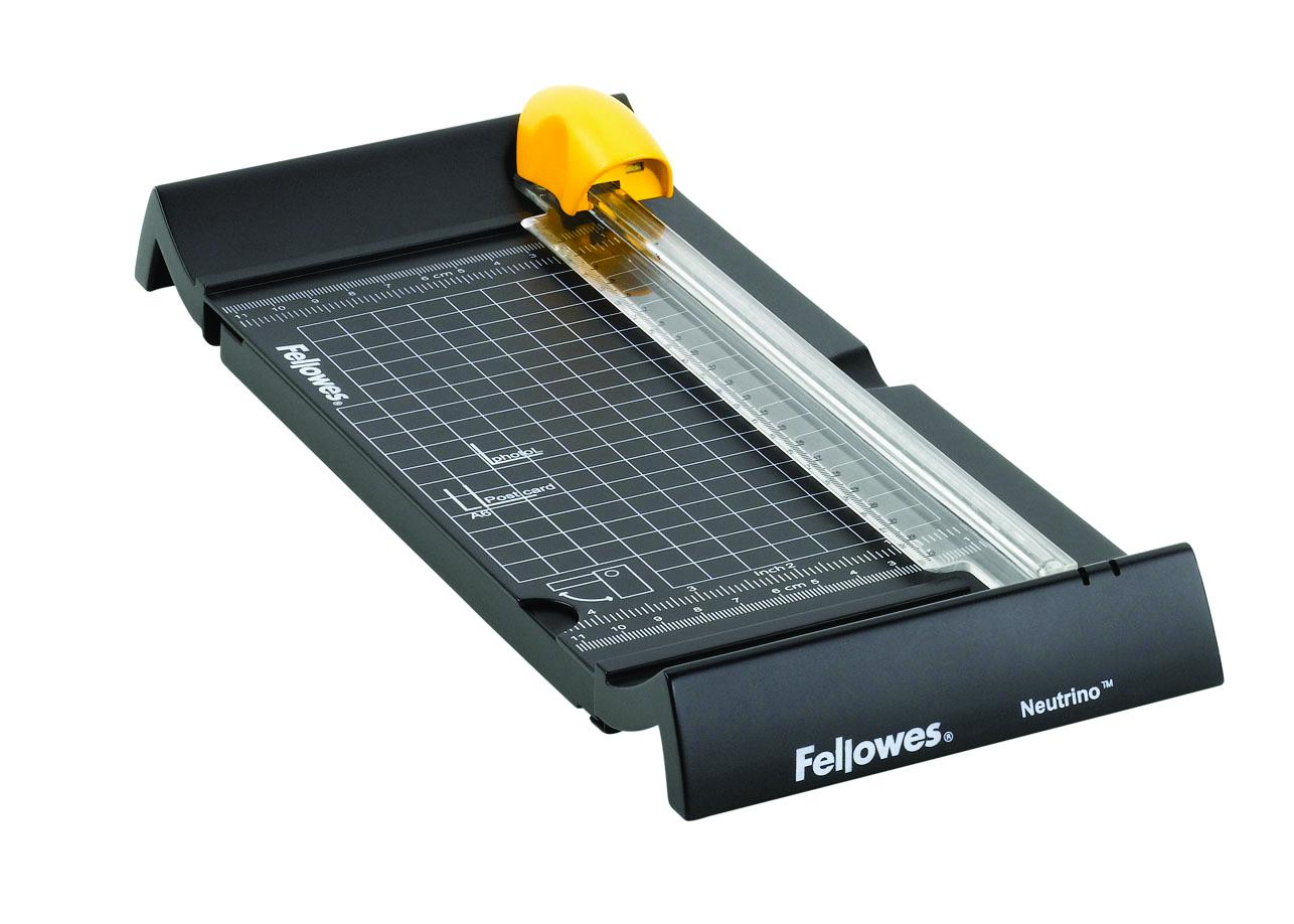 Image of Fellowes Neutrino A5/90 paper cutter 5 sheets