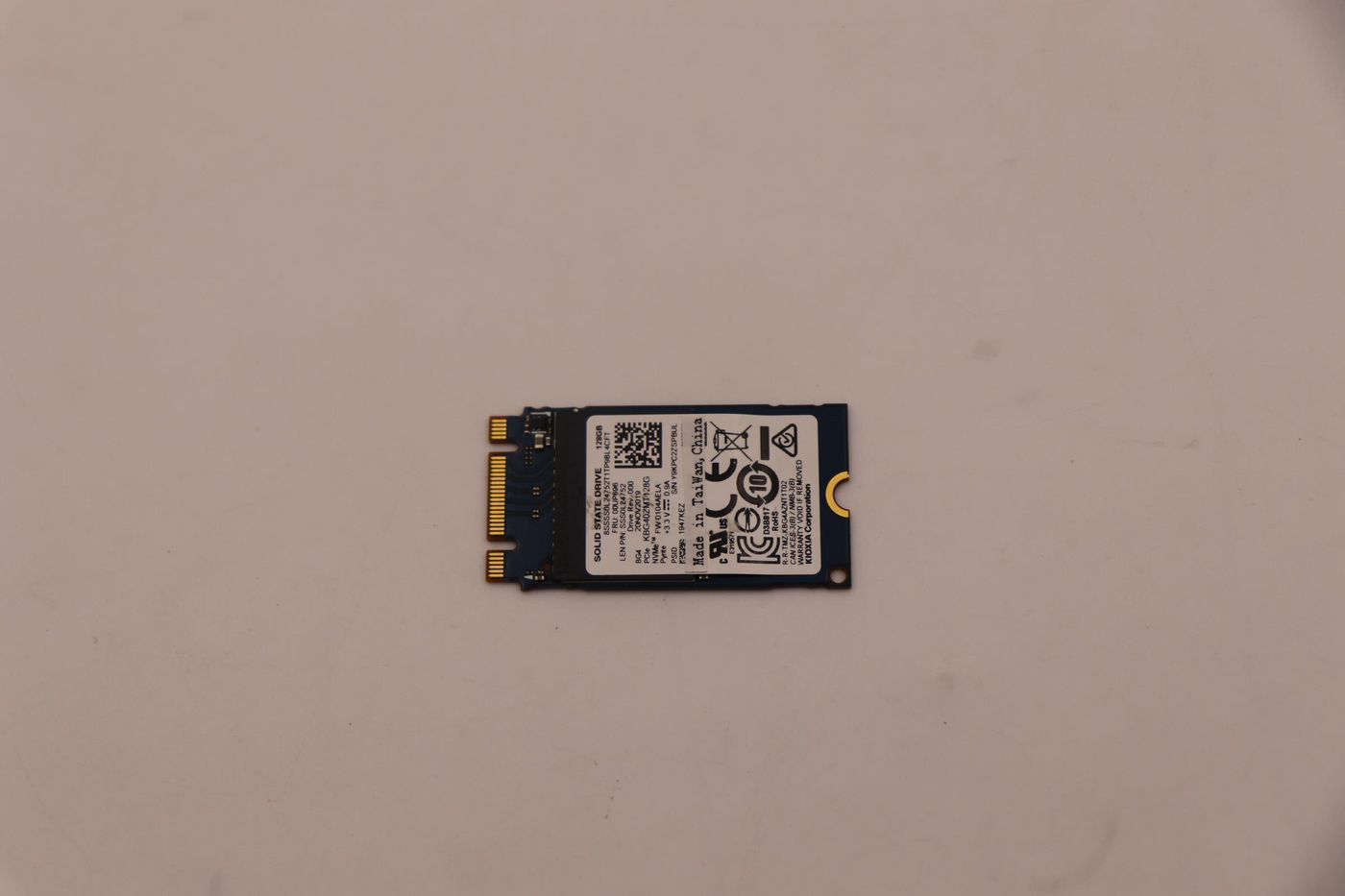 Image of Lenovo SSD M.2 PCIe NVMe FRU SSD 128GB RoHS Toshiba M.2 BG4 128GB...