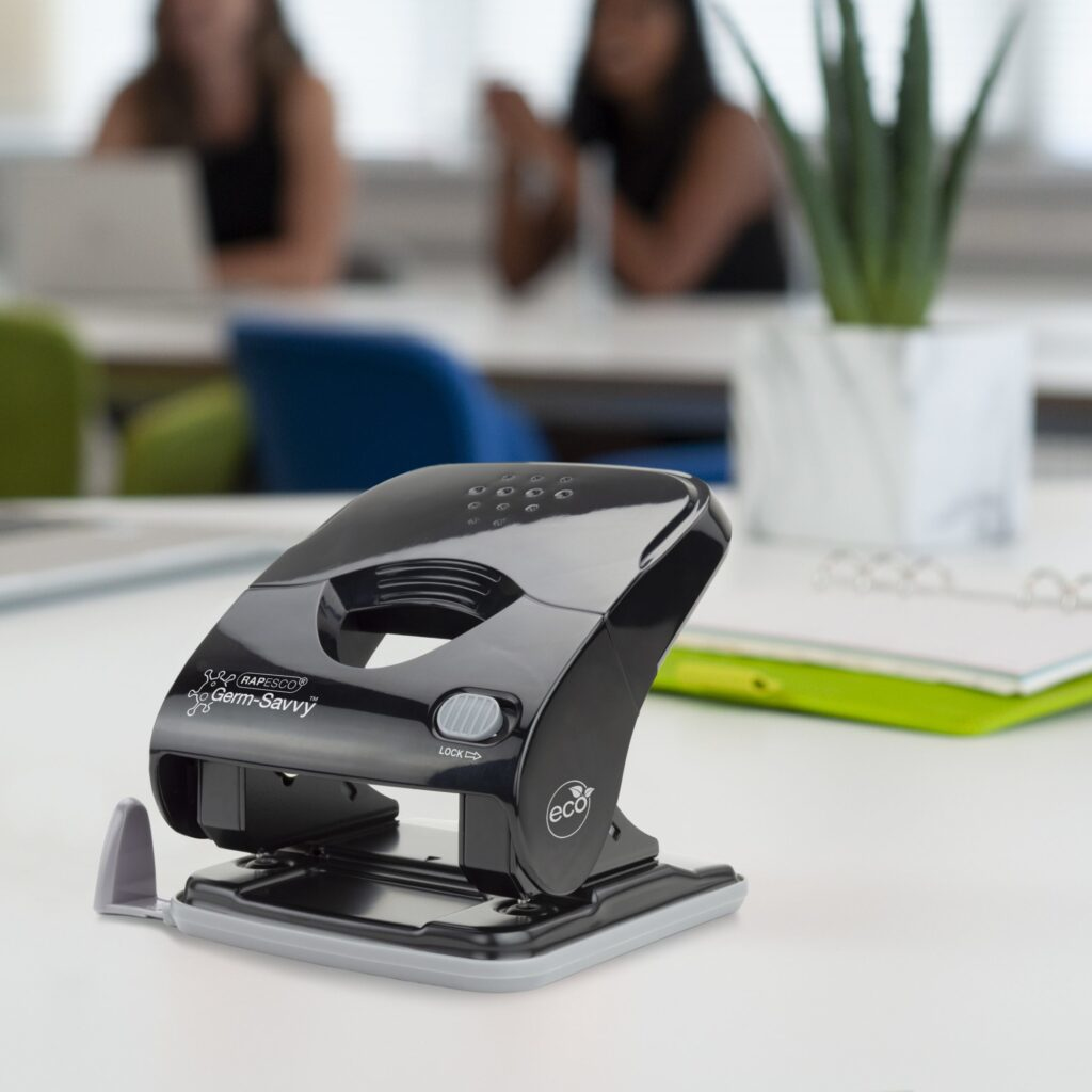 Rapesco 1525 hole punch 40 sheets Black