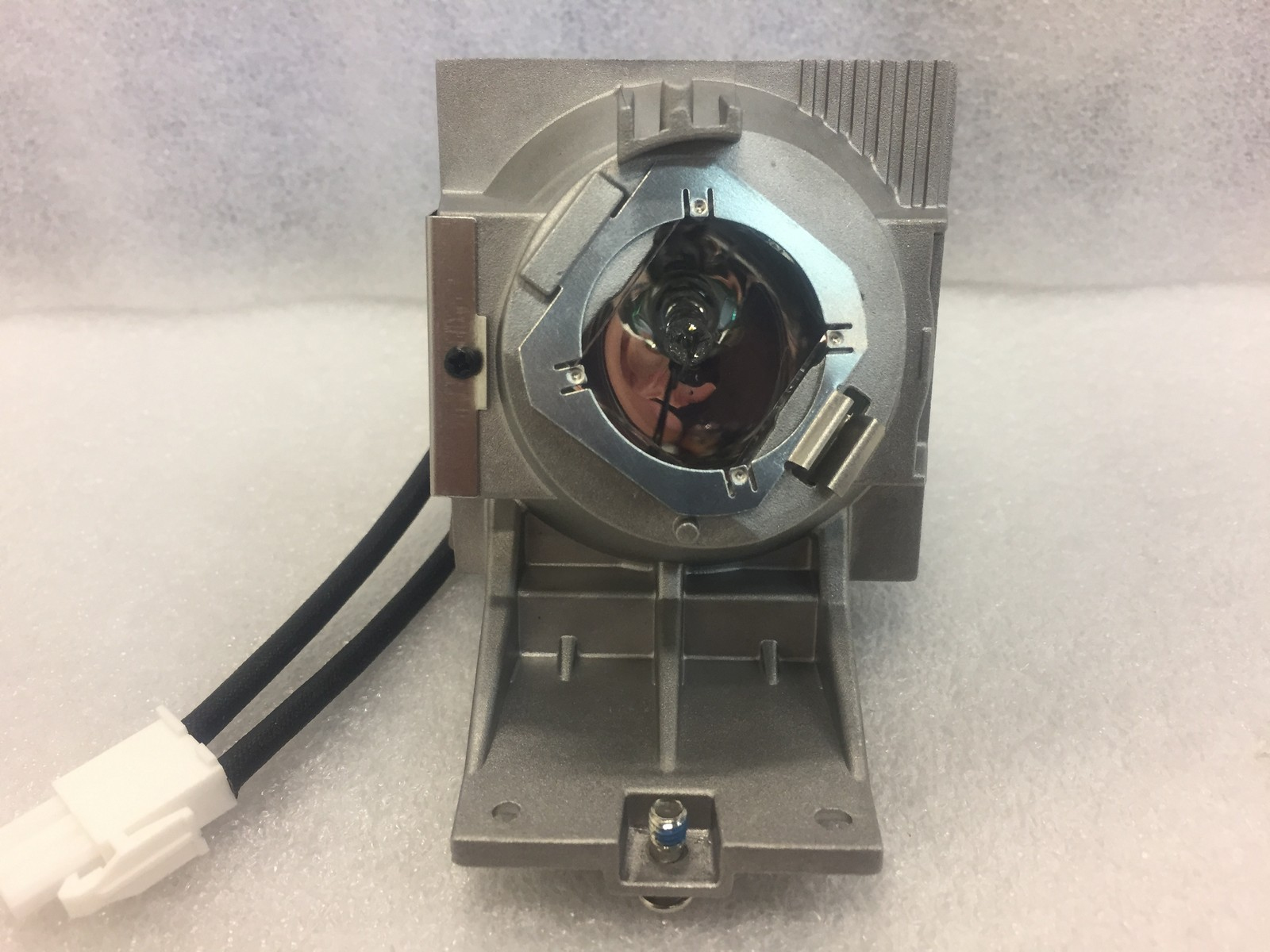 Diamond Lamps Lamp for BENQ HT2550M:HT2550:TK800:TK800M:W1700:W1720 Projector