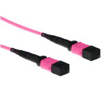 ACT 5 meter Multimode 50/125 OM4 glasvezel patchkabel polarity B met MTP female connectoren