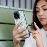 i-Blason Halo IHN24MAHALCHCKR mobile phone case 6.9" Cover Green