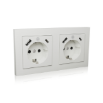 ICY BOX IB-MPS4200W-PD socket-outlet Type F + USB A + USB C White
