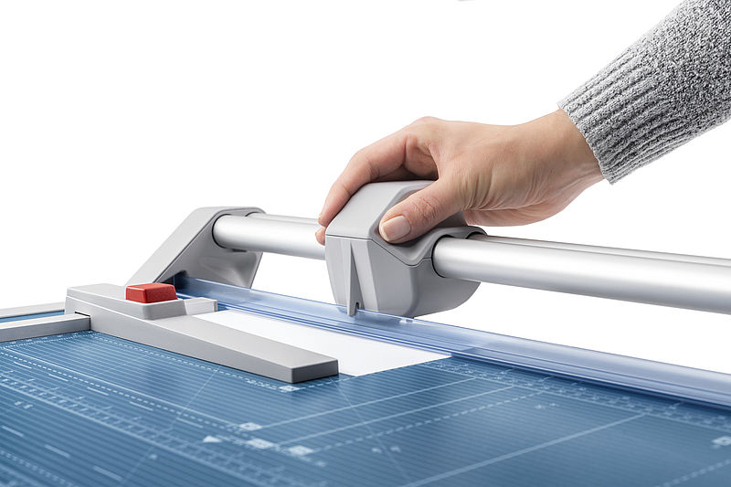 Dahle 550 paper cutter 20 sheets