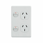 4Cabling 040.000.0017 socket-outlet White