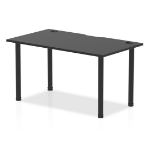 I004201 - Desks -