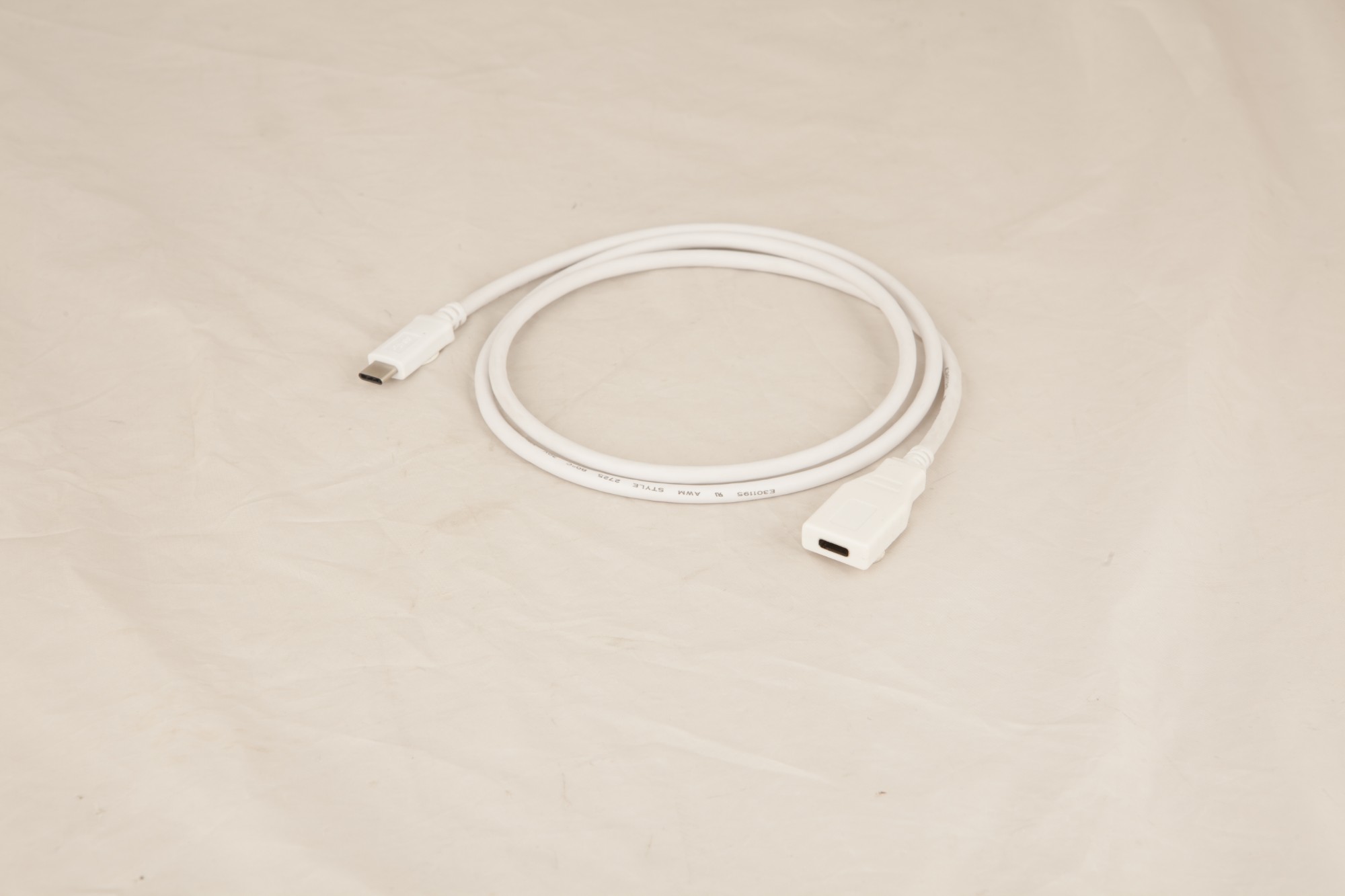 Urban Factory Cable USB-C extension 1m white (USB-C male to USB-C female)