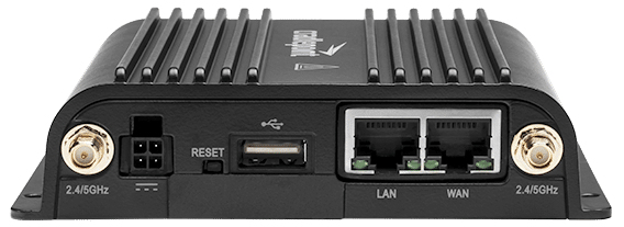 Cradlepoint IBR9000-600M + NetCloud Ruggedized IoT wireless router Gigabit Ethernet Dual-band (2.4 GHz / 5 GHz) 4G Black
