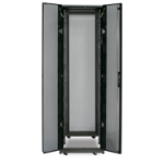 APC NetShelter SX 42U 600mm(b) x 1070mm(d) 19" IT rack, behuizing zonder zijpanelen, zwart