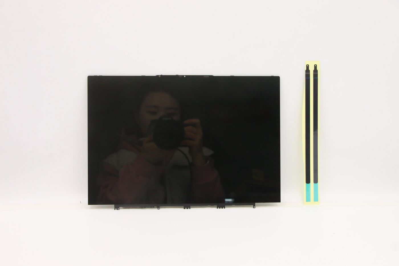 EU Product - Display LCD Module L82QT with glue 0.2g thumbnail