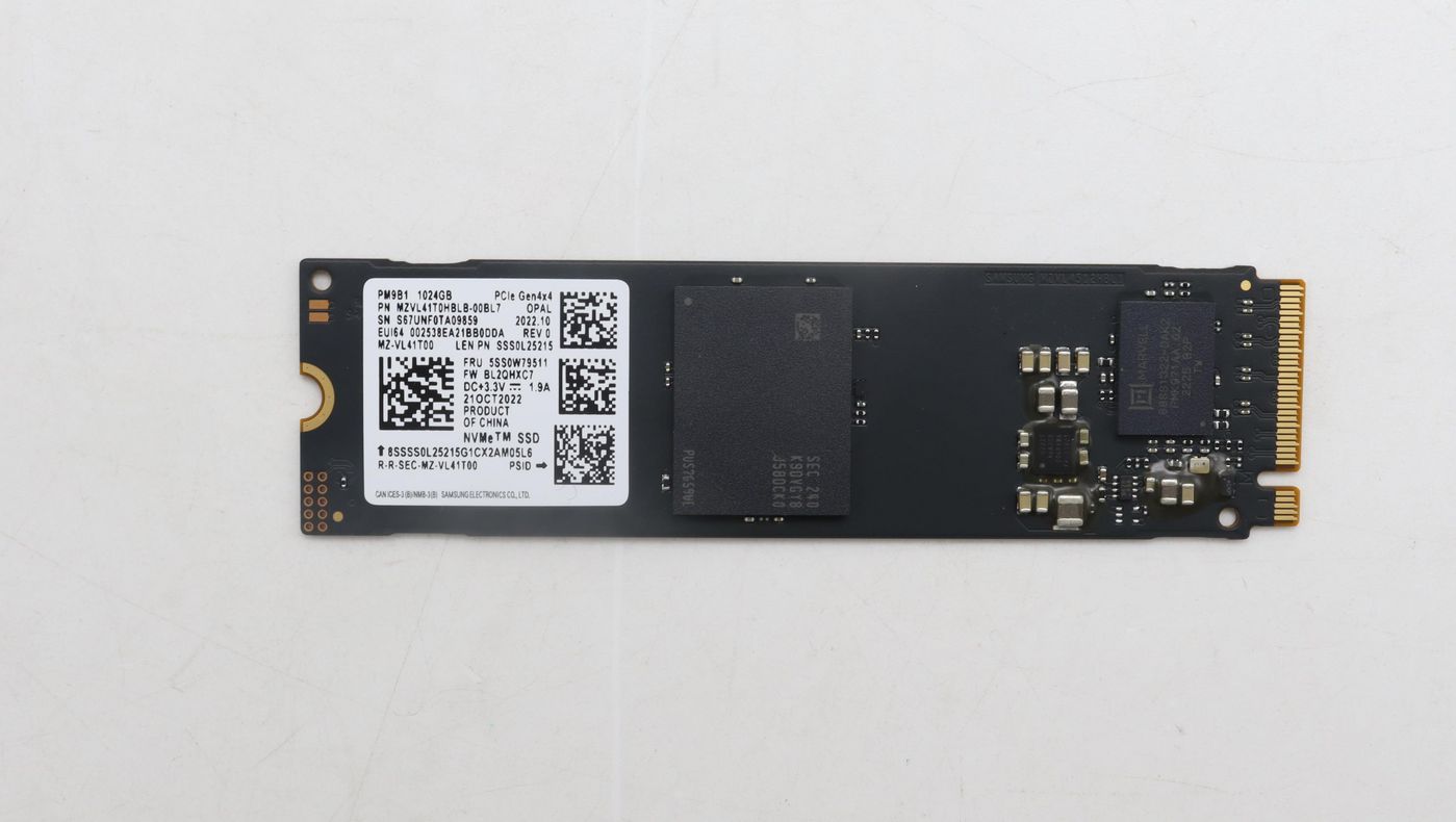 Lenovo 1TB M.2 2280 PCIe 4.0 NVMe