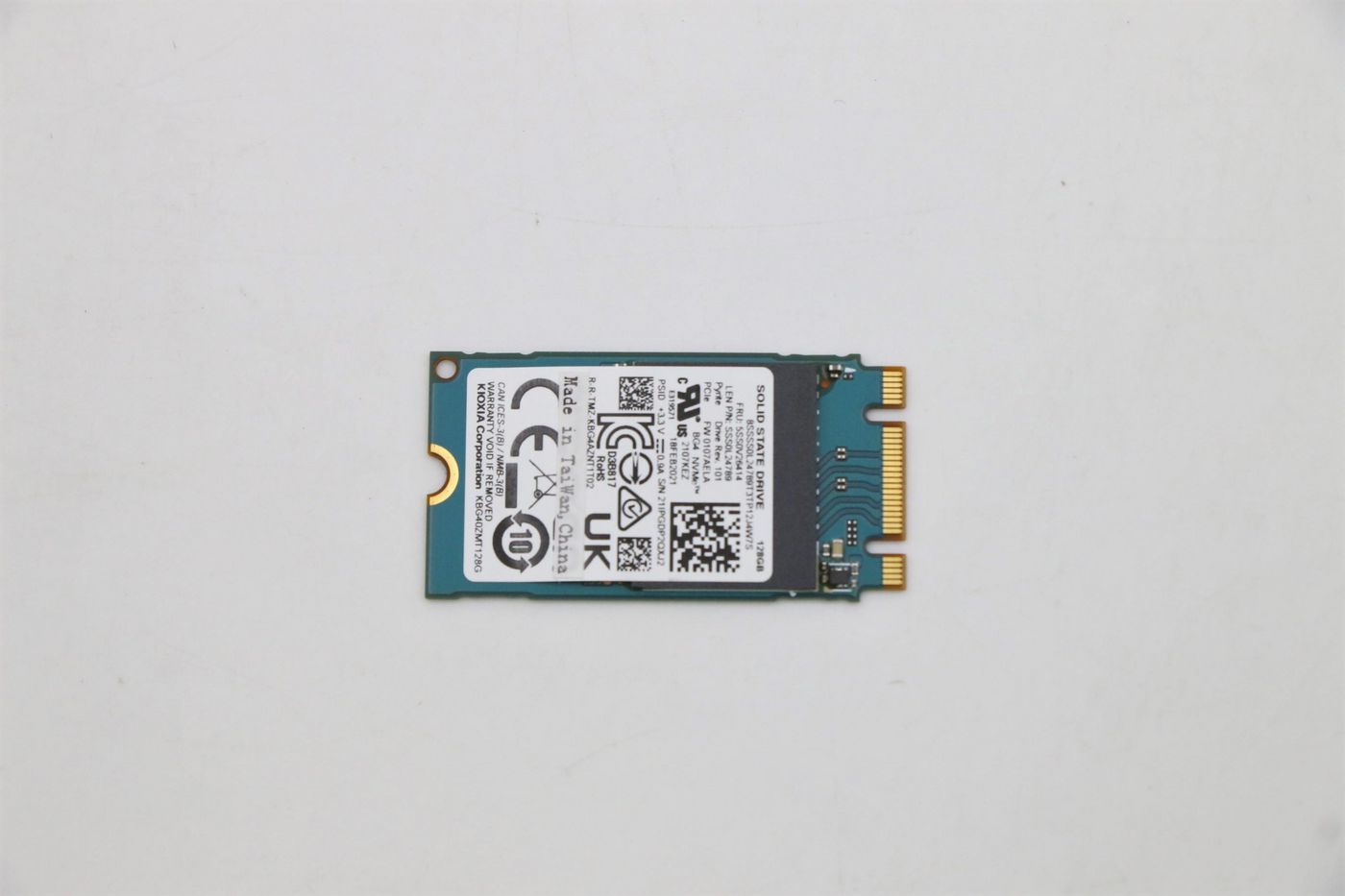 Image of Lenovo SSD M.2 PCIe NVMe FRU M.2-2242 128GB Gen3x2 - Approx 1-3...