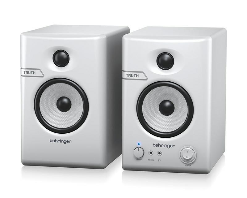 BHI Pair of active 3.5" studio monitors