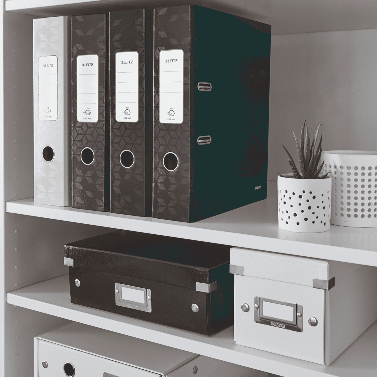 Leitz 180 WOW Lever Arch File A4 80mm Black (Pack of 10) 10050095